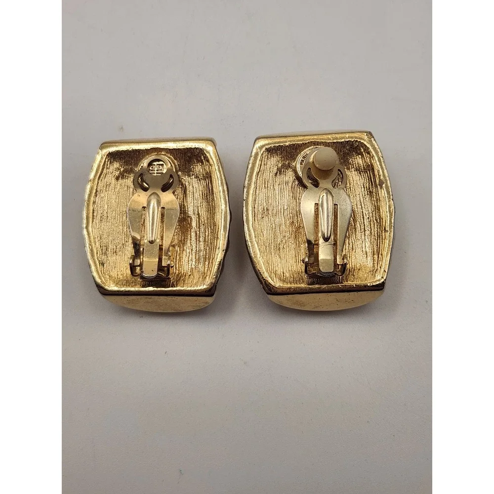 Givenchy Vintage Gold Tone Ribbed Tiered Clip On Earrings Paris New York 4G Logo - Picture 3 of 6